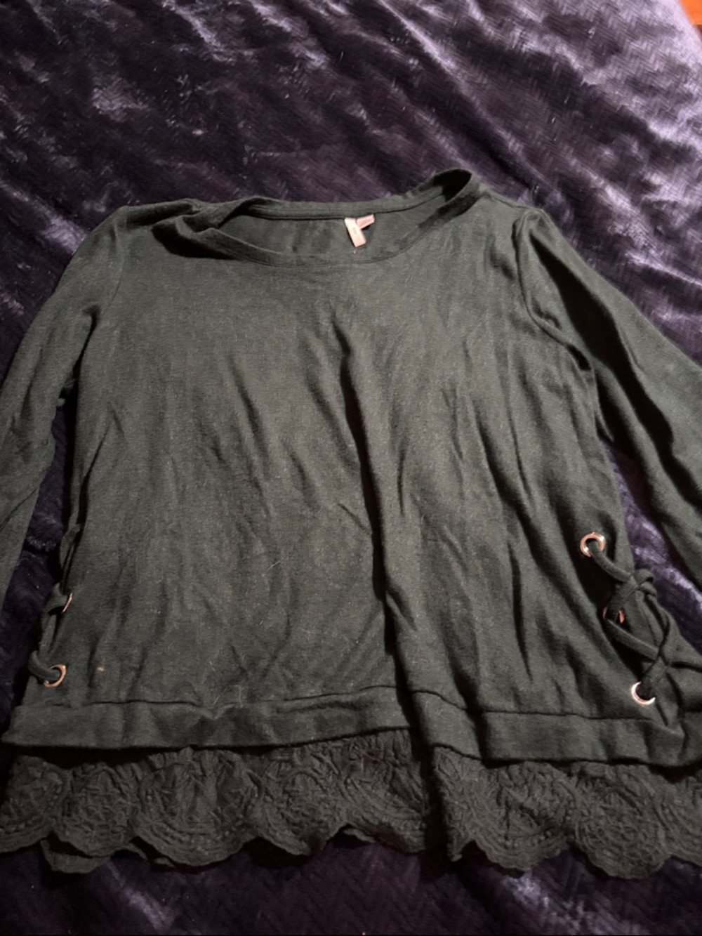 Women's Dark Green Lace-Hem Long Sleeve Sweater M